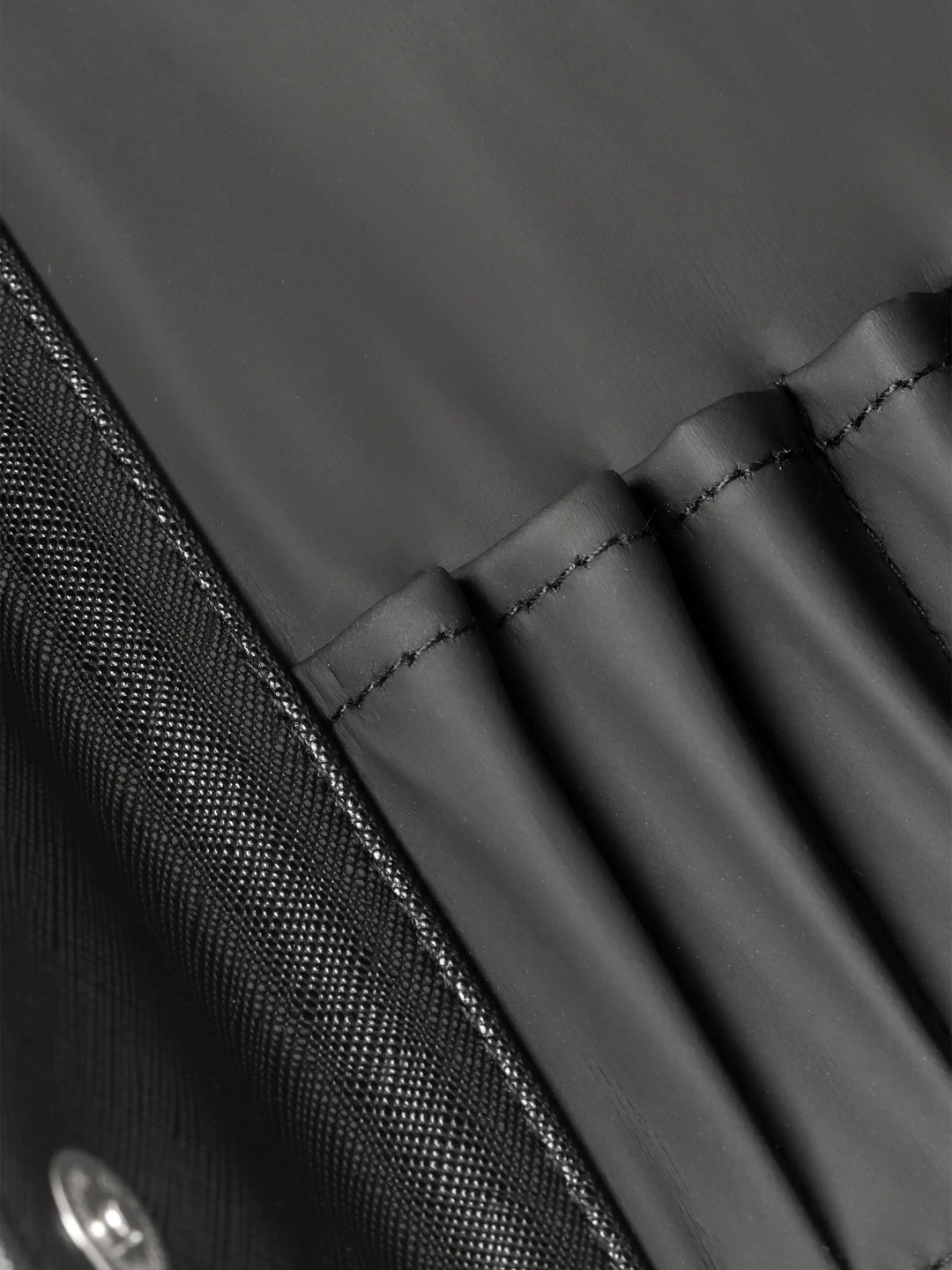 TWEEZER CASE | astuccio porta pinzette morbido nero